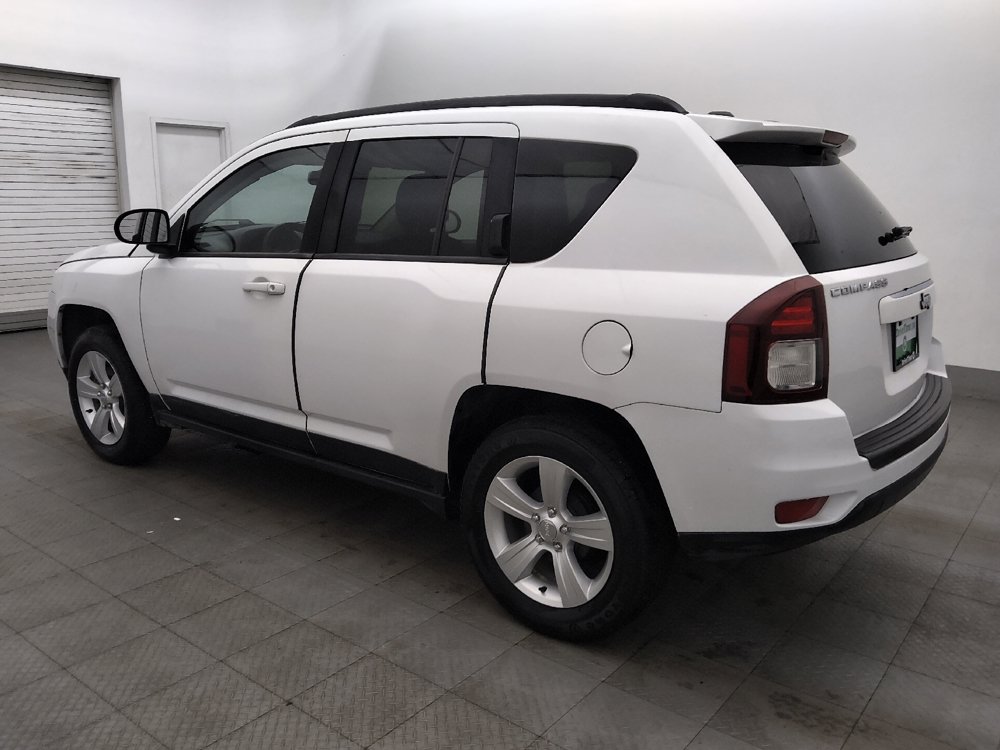 Used 2016 Jeep Compass Sport w/ Power Value Group FWD image 3