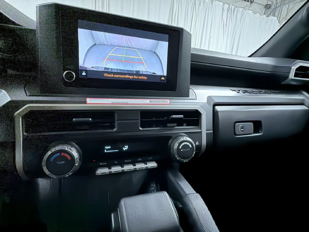 Certified 2024 Toyota Tacoma SR5 AWD/4WD image 23
