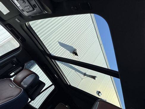 Used 2023 GMC Yukon Denali Ultimate image 30