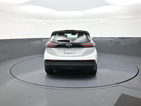 Used 2023 Chevrolet Bolt LT w/ Infotainment Package image 4
