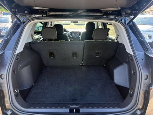 Used 2024 GMC Terrain SLE FWD image 26