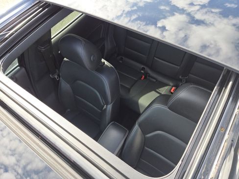 Used 2018 Mercedes-Benz GLA 250 4MATIC image 4