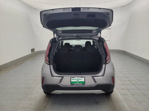 Used 2025 Kia Soul LX image 29