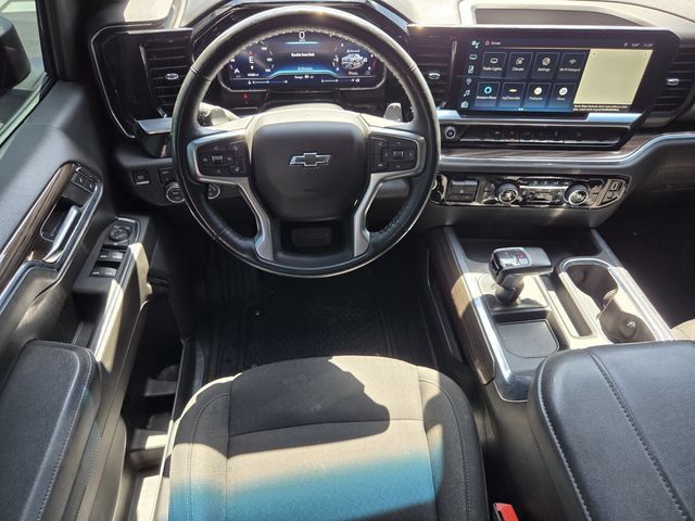 Used 2024 Chevrolet Silverado 1500 RST w/ Z71 Off-Road Package AWD/4WD image 12
