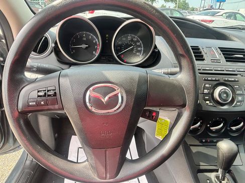 Used 2013 MAZDA MAZDA3 i SV w/ Convenience Pkg FWD image 61