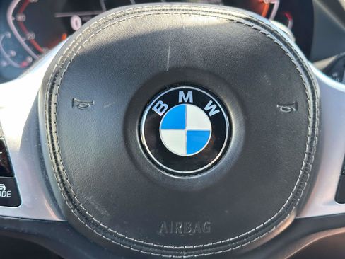 Used 2022 BMW X6 xDrive40i w/ M Sport Package AWD/4WD image 25