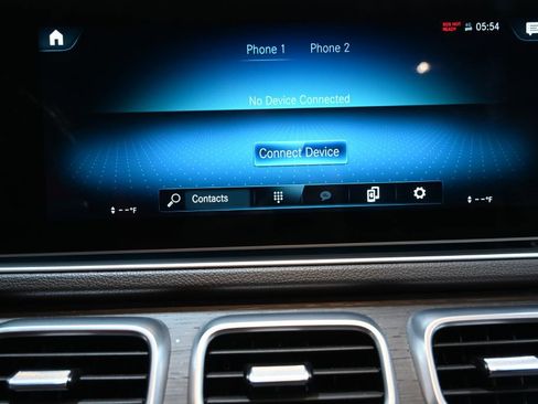 Used 2021 Mercedes-Benz GLE 350 4MATIC image 25