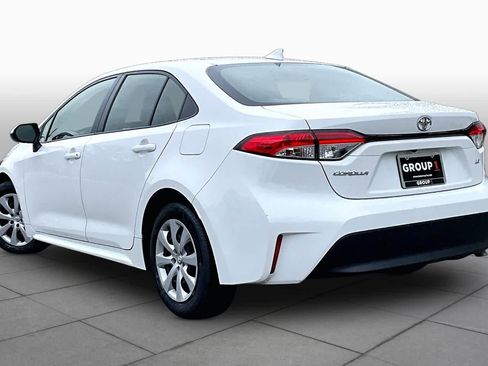 Used 2024 Toyota Corolla LE FWD image 12