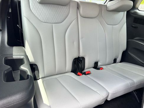 Used 2021 Hyundai Palisade SEL w/ Winter Package FWD image 14