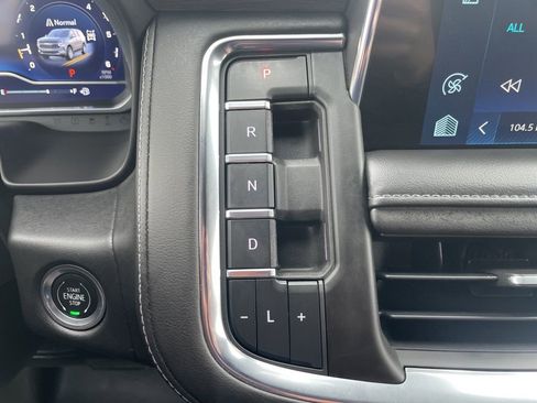 Used 2023 Chevrolet Tahoe LT w/ Luxury Package image 24