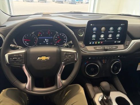 New 2026 Chevrolet Blazer LT w/ Convenience Package AWD/4WD image 16