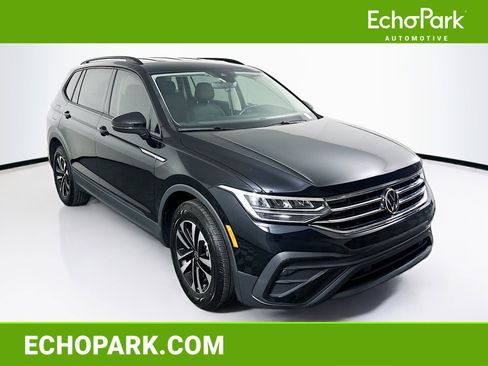 Used 2024 Volkswagen Tiguan S image 1