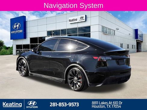 Used 2023 Tesla Model Y Performance image 4