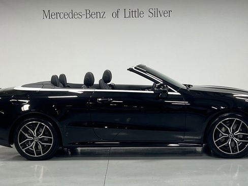 Used 2023 Mercedes-Benz E 450 4MATIC Cabriolet image 11