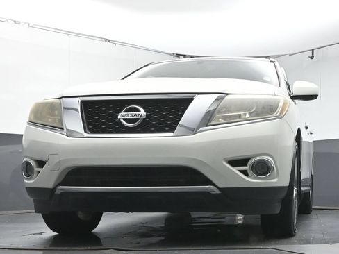 Used 2014 Nissan Pathfinder Platinum w/ Platinum Premium Package AWD/4WD image 35