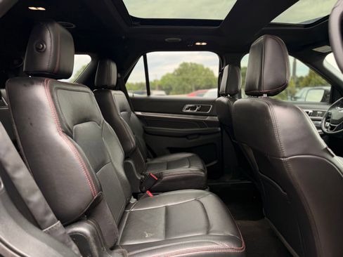 Used 2019 Ford Explorer Sport w/ Equipment Group 401A AWD/4WD image 29