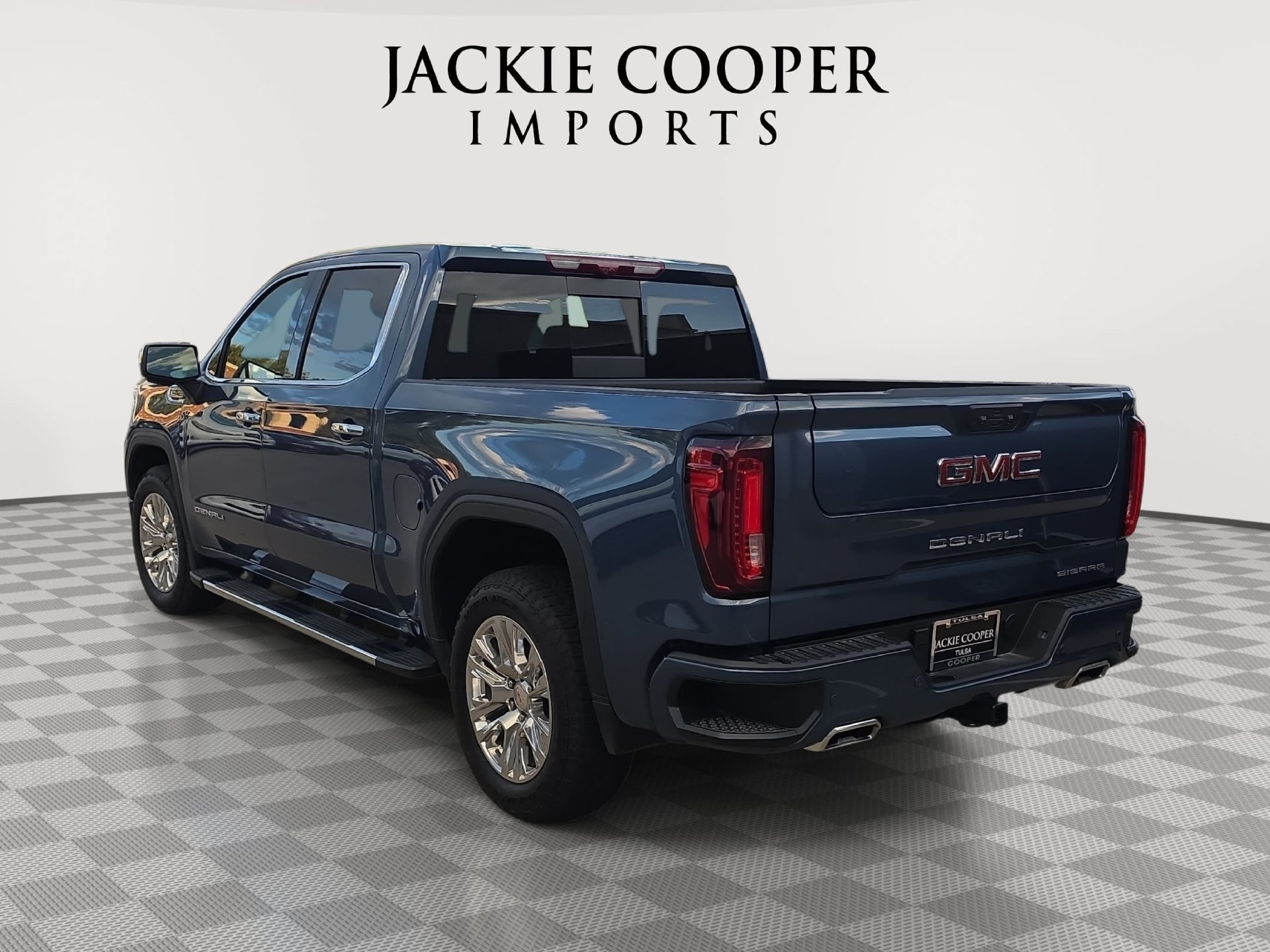 Used 2026 GMC Sierra 1500 Denali w/ Technology Package AWD/4WD image 7