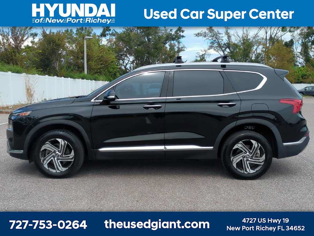 Used 2022 Hyundai Santa Fe SEL w/ Convenience + Premium Package AWD/4WD image 2