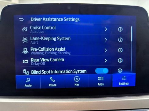 Certified 2020 Ford Escape SEL image 29