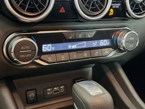 Used 2025 Nissan Sentra SV w/ All-Weather Package FWD image 22