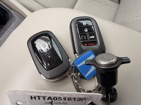 Certified 2024 Honda Accord LX image 29