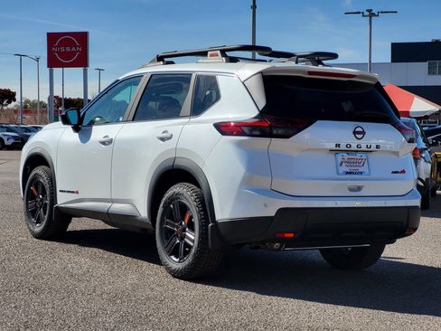 New 2026 Nissan Rogue SV image 4