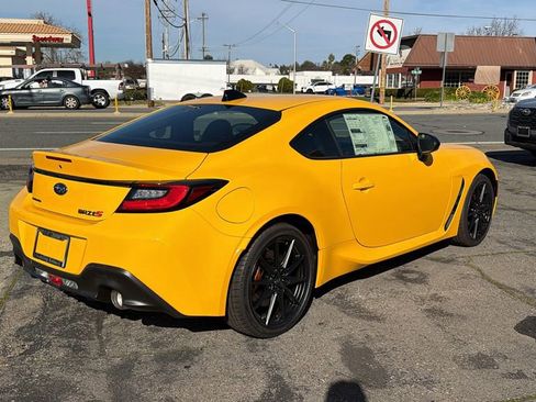 Used 2026 Subaru BRZ Series.Yellow RWD image 5