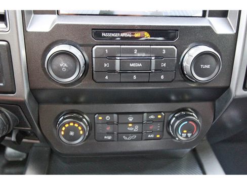 Used 2019 Ford F150 XLT w/ Equipment Group 302A Luxury RWD image 26