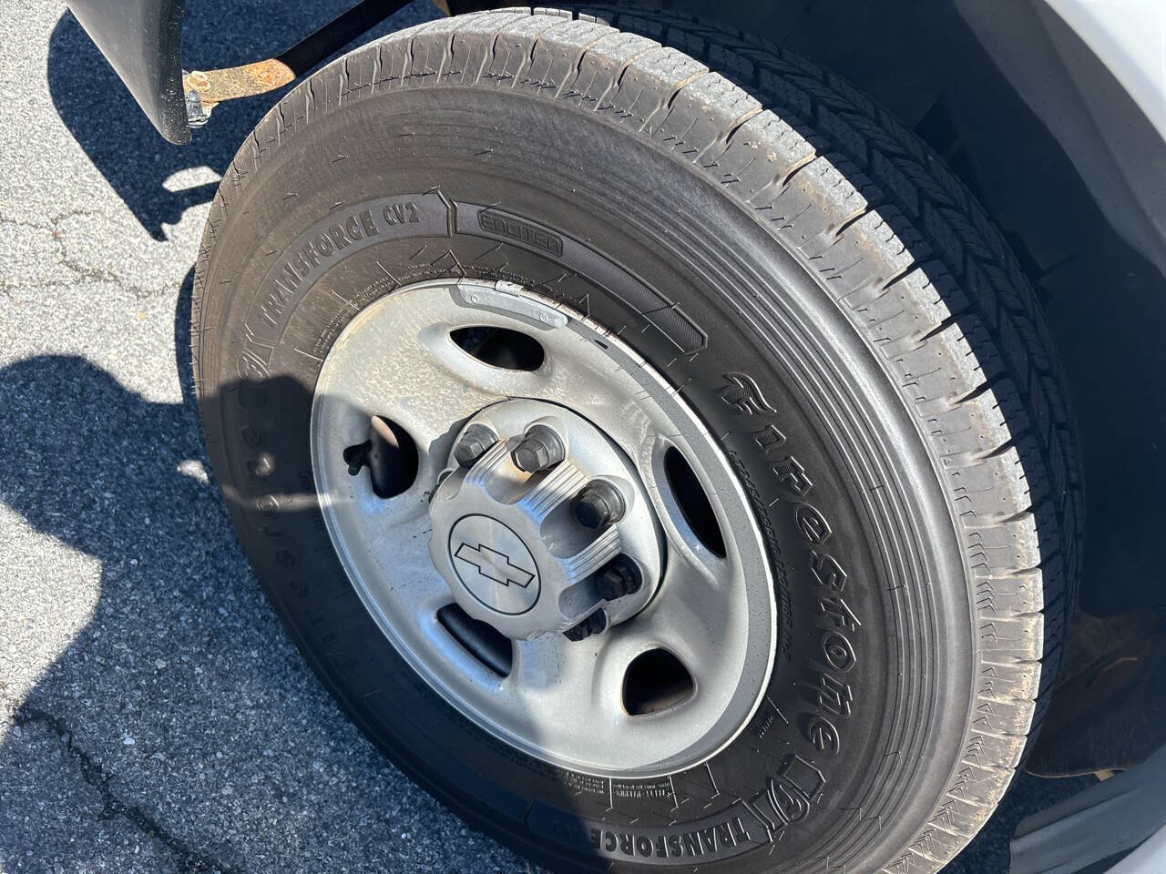 Used 2019 Chevrolet Express 2500 w/ Enhanced Convenience Package RWD image 15