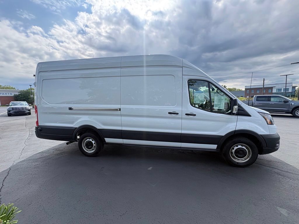 Used 2024 Ford Transit 350 148 High Roof Extended w/ Load Area Protection Package RWD image 6