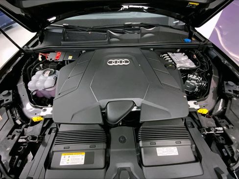 New 2026 Audi Q7 3.0T Premium Plus image 9