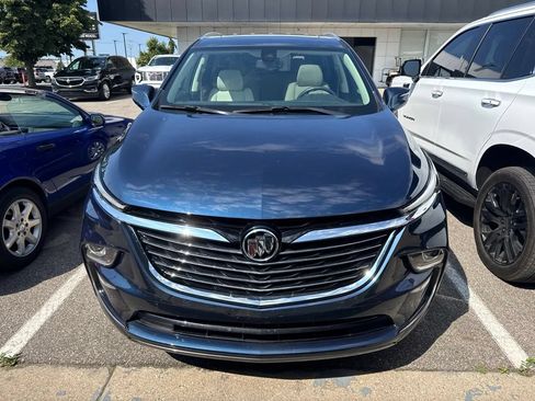 Used 2024 Buick Enclave Essence w/ Experience Buick Package AWD/4WD image 3