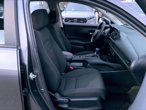 Used 2025 Honda HR-V LX image 7