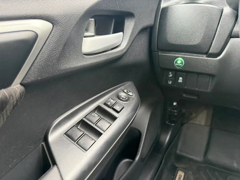 Used 2018 Honda Fit EX image 21