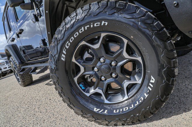 Used 2022 Jeep Wrangler Unlimited Rubicon 4xe w/ Steel Bumper Group AWD/4WD image 2