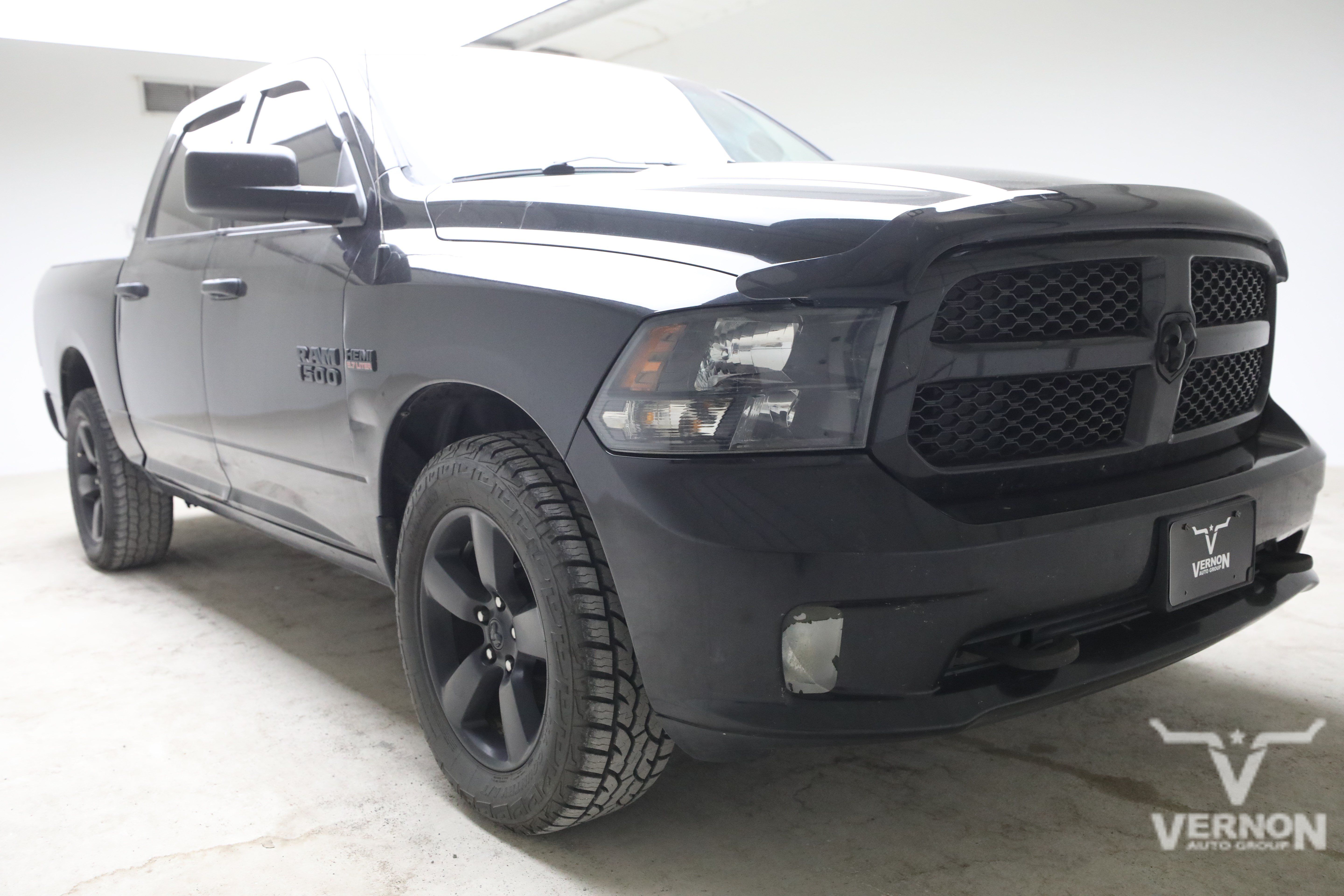 Used 2016 RAM 1500 Express w/ Black Ram 1500 Express Group AWD/4WD image 6