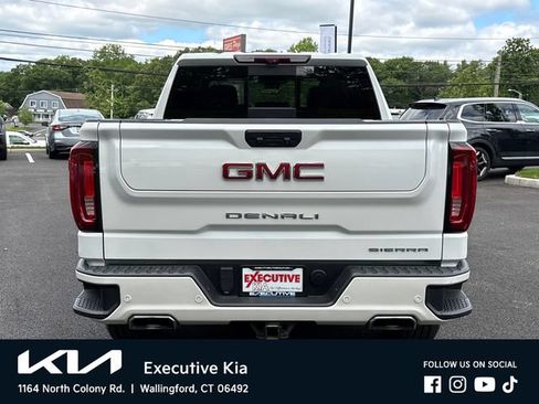 Used 2022 GMC Sierra 1500 Denali w/ Denali Reserve Package AWD/4WD image 3