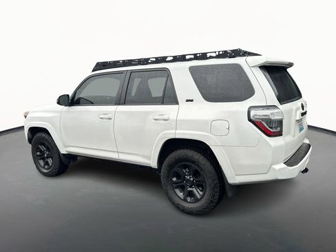 Used 2020 Toyota 4Runner SR5 image 5