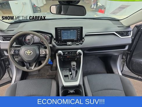 Used 2020 Toyota RAV4 LE AWD/4WD image 15