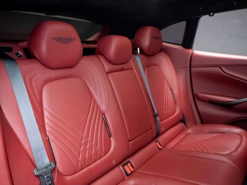 Used 2021 Aston Martin DBX image 66