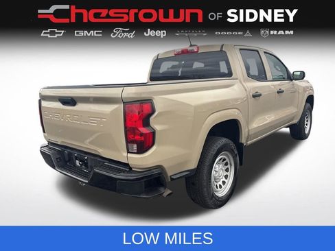 Used 2024 Chevrolet Colorado W/T RWD image 5