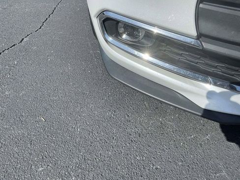 Used 2023 Toyota Sienna XLE image 17