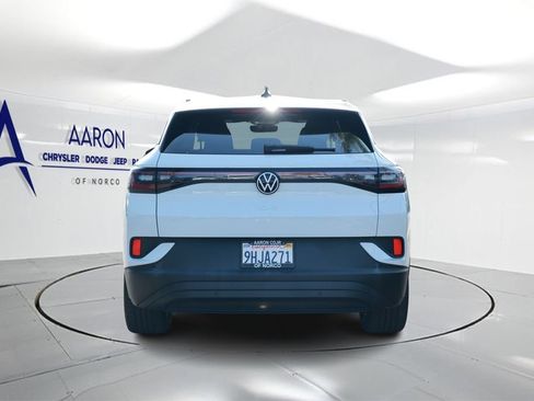Used 2023 Volkswagen ID.4 Pro RWD image 3
