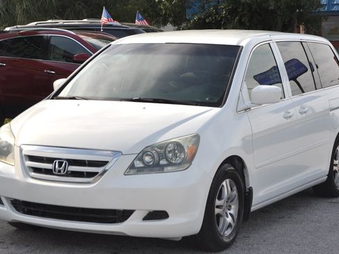 Used 2005 Honda Odyssey EX image 2