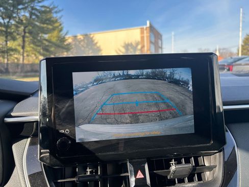 Used 2025 Toyota Corolla LE image 17