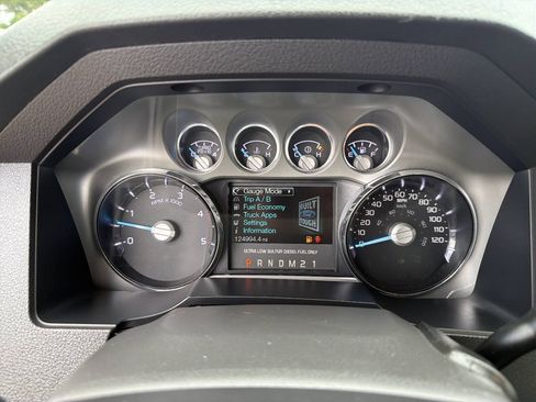 Used 2015 Ford F350 Lariat w/ Camper Package AWD/4WD image 30