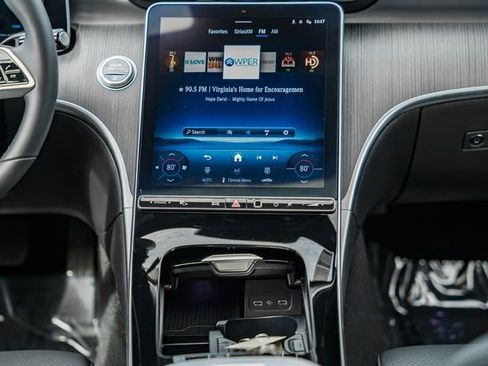 Used 2025 Mercedes-Benz C 300 4MATIC Sedan image 22