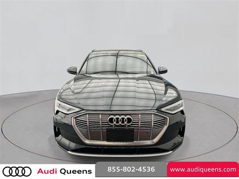 Certified 2021 Audi e-tron Premium image 2