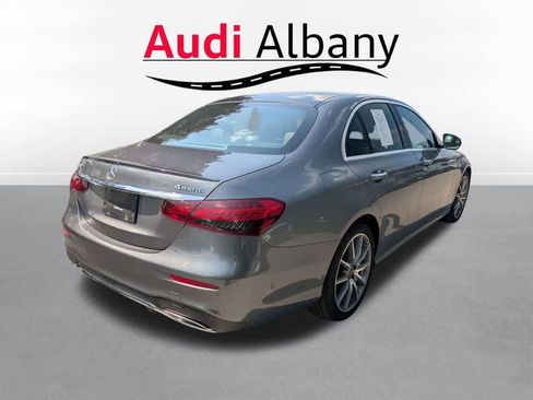 Used 2023 Mercedes-Benz E 350 4MATIC Sedan image 5