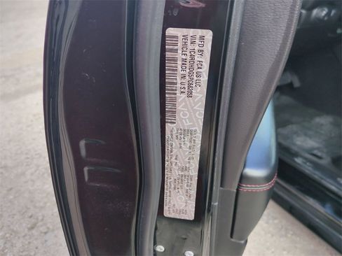 Used 2023 Dodge Durango GT image 32